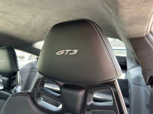 Used 2022 Porsche 911 GT3 image 22