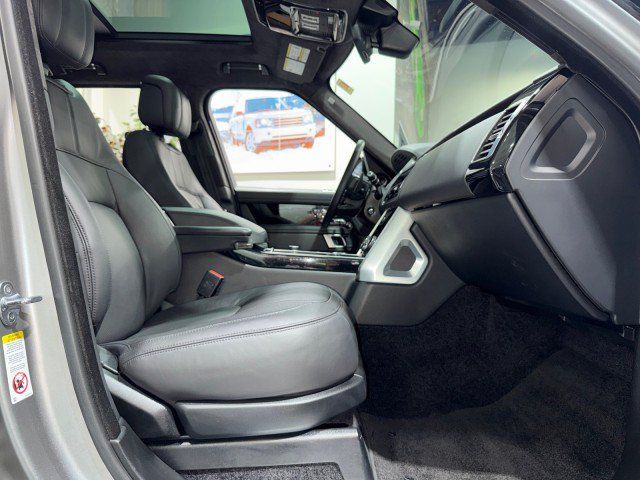 Used 2020 Land Rover Range Rover HSE AWD/4WD image 57