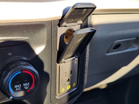 Used 2023 Ford F250 XL w/ 360-Degree Camera Package image 21