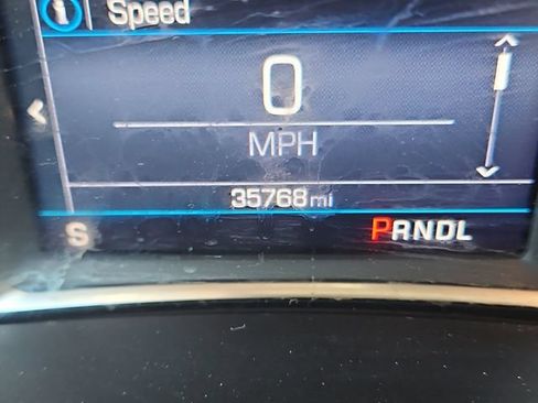 Used 2023 Chevrolet Equinox LS w/ LS Convenience Package AWD/4WD image 17