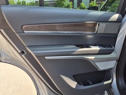 New 2026 Cadillac Vistiq Luxury image 18