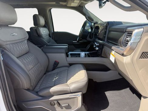 Used 2026 Ford F450 Platinum w/ Platinum Plus Package AWD/4WD image 15