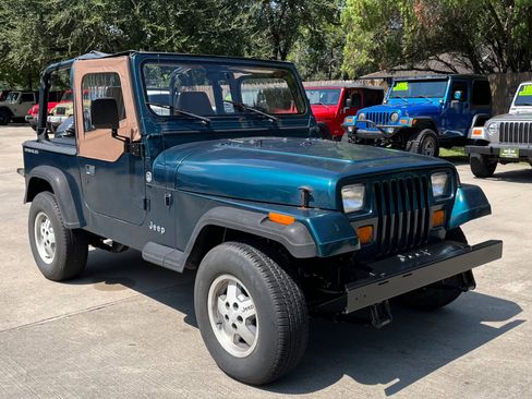 Used 1995 Jeep Wrangler S image 11