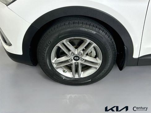 Used 2018 Hyundai Santa Fe Sport w/ Cargo Package image 28