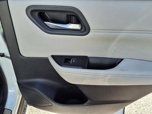 Used 2023 Nissan Rogue SL w/ SL Premium Package FWD image 24