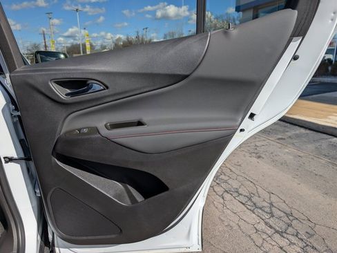 Used 2024 Chevrolet Equinox RS w/ RS Leather Package image 18