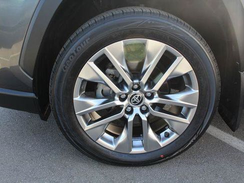 Certified 2021 Toyota RAV4 Limited FWD image 8