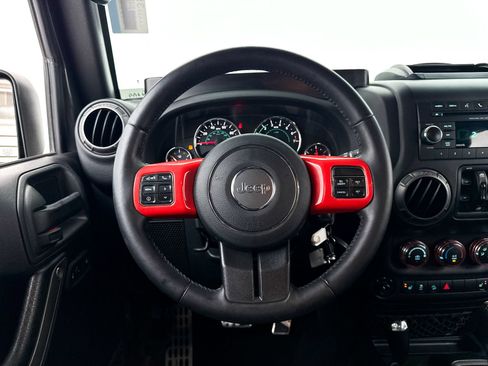 Used 2018 Jeep Wrangler Unlimited Sport S AWD/4WD image 24