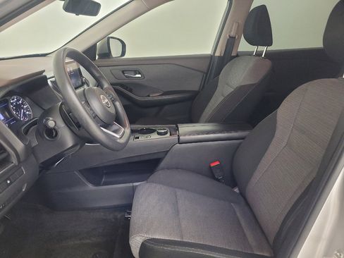 Used 2023 Nissan Rogue SV AWD/4WD image 17