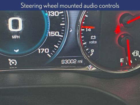 Used 2018 GMC Acadia Denali w/ Technology Package FWD image 7