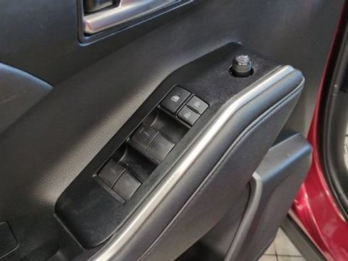 Used 2021 Toyota Highlander XSE AWD/4WD image 30