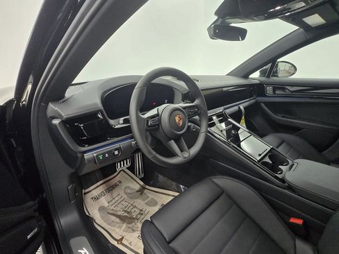 New 2026 Porsche Panamera image 4