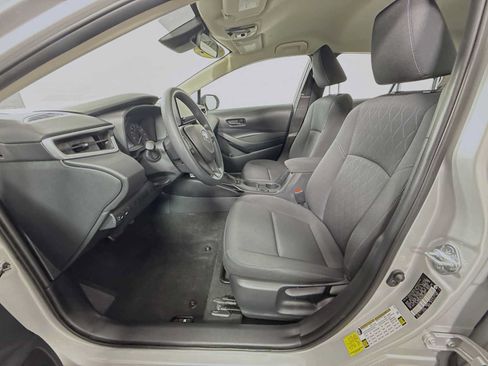 Used 2023 Toyota Corolla LE FWD image 19