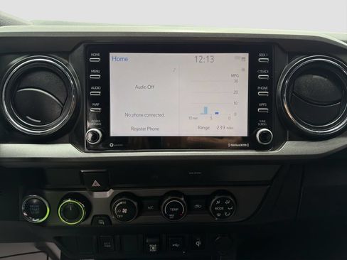 Used 2020 Toyota Tacoma TRD Off-Road AWD/4WD image 16
