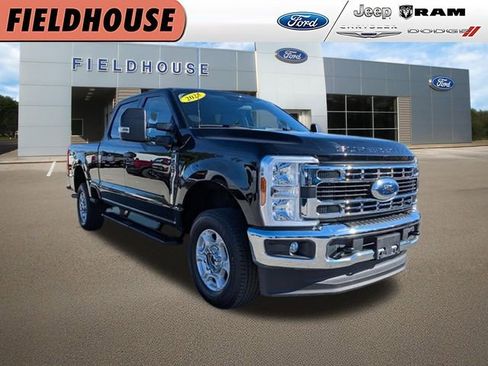 Used 2025 Ford F250 XLT image 1