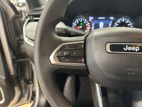 Used 2023 Jeep Compass Sport AWD/4WD image 14