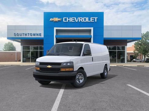 New 2025 Chevrolet Express 2500 w/ Driver Convenience Package RWD image 8