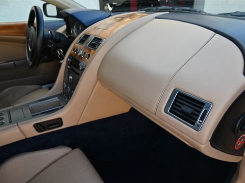 Used 2005 Aston Martin DB9 Coupe RWD image 22