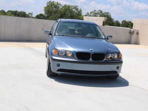 Used 2004 BMW 325xi Sedan AWD/4WD image 12