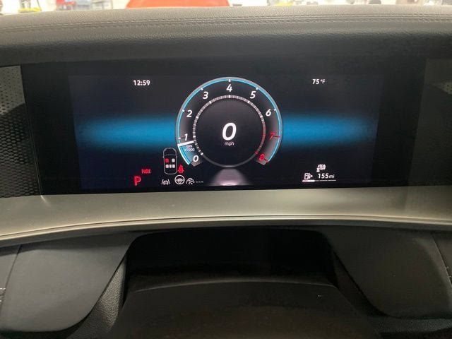 Certified 2026 Volkswagen Tiguan SE R-Line FWD image 21