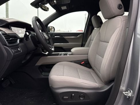 New 2026 GMC Acadia Elevation image 13