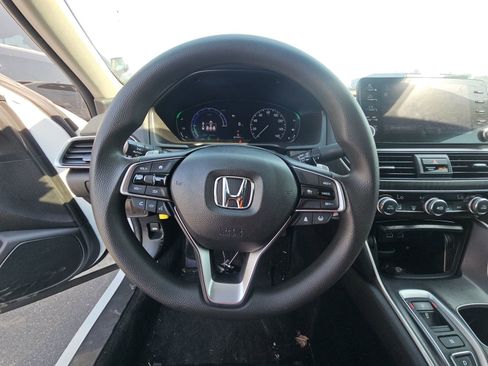 Used 2021 Honda Accord EX image 8