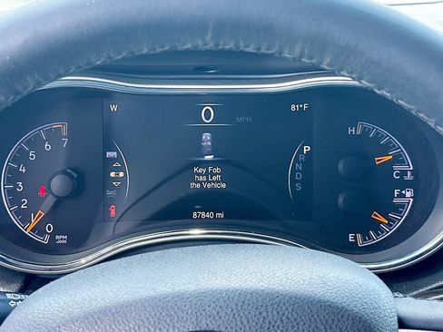 Used 2014 Jeep Grand Cherokee Limited AWD/4WD image 12