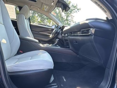 Used 2023 MAZDA CX-30 AWD 2.5 S w/ Premium Package image 24