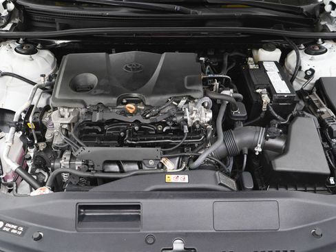 Used 2022 Toyota Camry SE FWD image 28