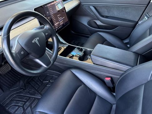 Used 2019 Tesla Model 3 RWD image 10