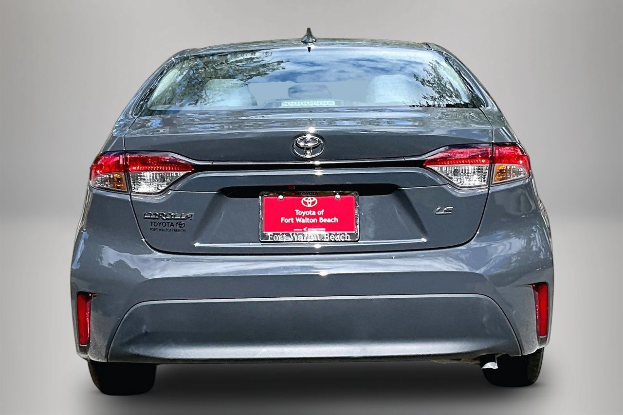 Used 2025 Toyota Corolla LE FWD image 6