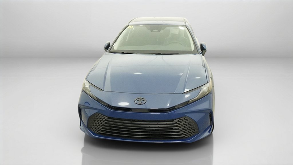 New 2026 Toyota Camry LE FWD image 2