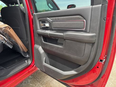 New 2026 RAM 2500 Big Horn AWD/4WD image 23