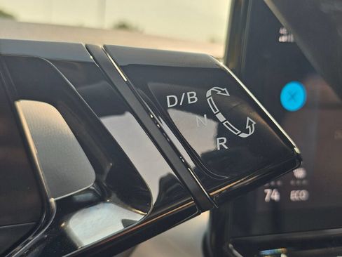 Certified 2023 Volkswagen ID.4 Pro S AWD/4WD image 23