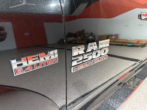 Used 2018 RAM 2500 Laramie w/ Convenience Group image 11