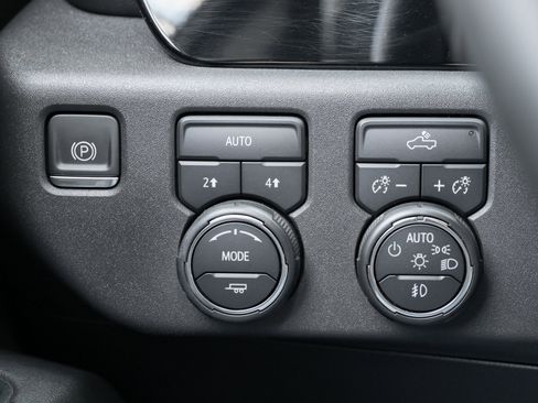 Used 2023 Chevrolet Silverado 1500 RST w/ LPO, Liner Protection Package image 32