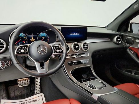 Used 2022 Mercedes-Benz GLC 300 GLC 300 4MATIC SUV with AMG Li image 12