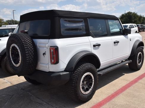 Certified 2023 Ford Bronco Big Bend w/ Sasquatch Package AWD/4WD image 5