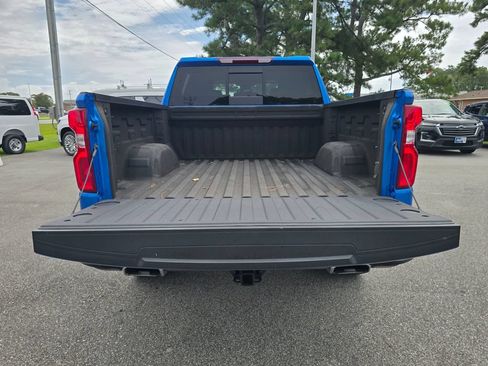 Used 2025 Chevrolet Silverado 1500 LT Trail Boss w/ Convenience Package II AWD/4WD image 14