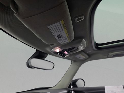 Used 2024 MINI Cooper 2-Door Hardtop image 14