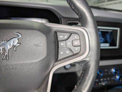 Used 2022 Ford Bronco Big Bend w/ Sasquatch Package AWD/4WD image 37