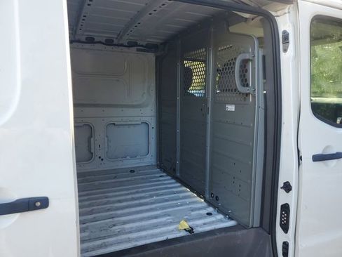 Used 2021 Nissan NV 1500 S image 8