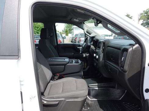 Used 2024 GMC Sierra 1500 Pro w/ Fleet Convenience Package AWD/4WD image 32