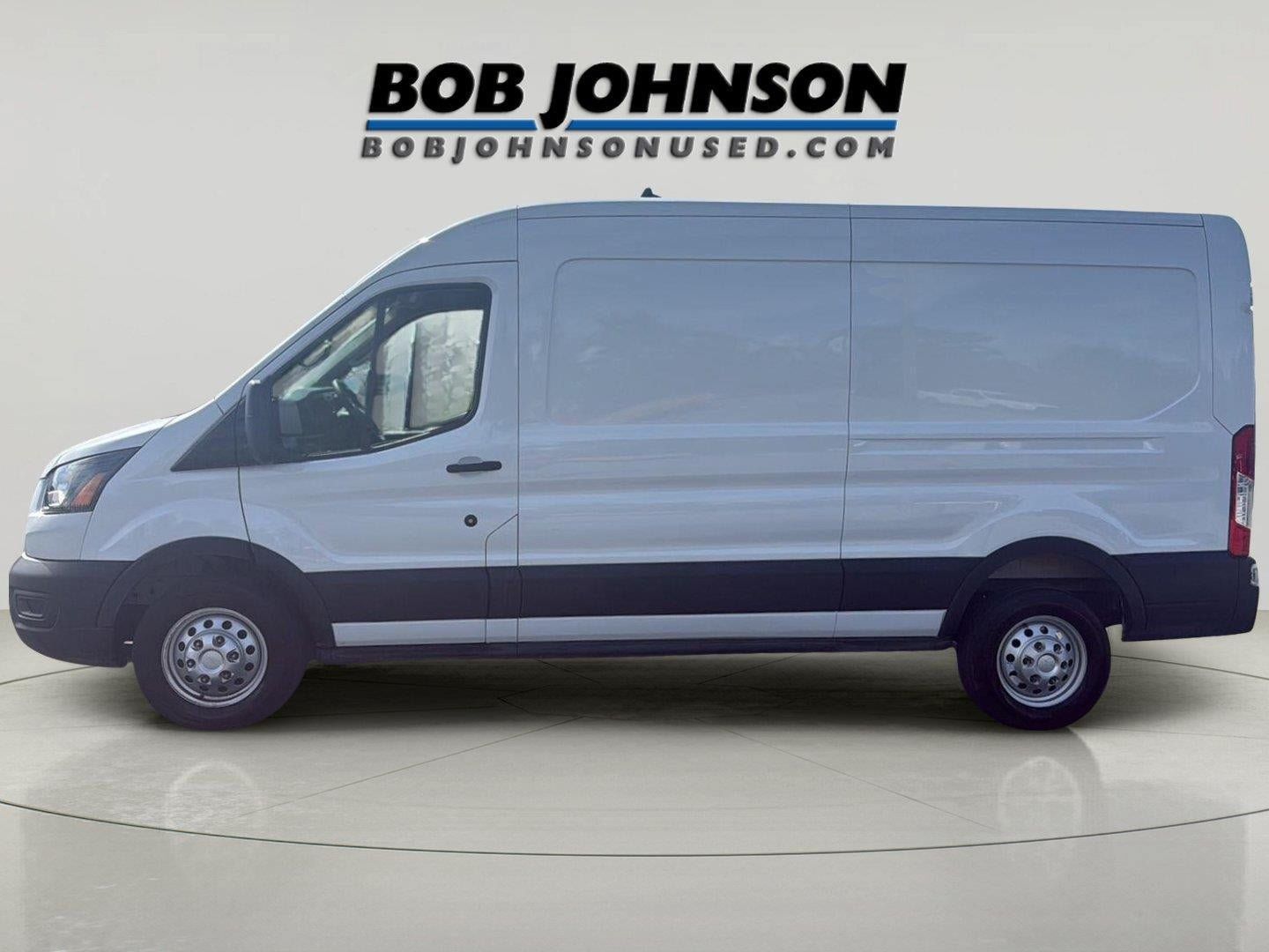 Used 2025 Ford Transit 250 148 Medium Roof Extended AWD image 4