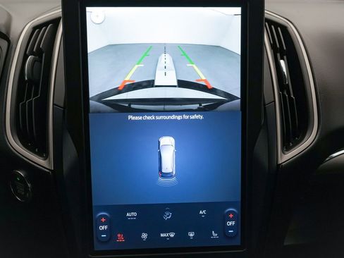 Certified 2022 Ford Edge SEL w/ Convenience Package image 16