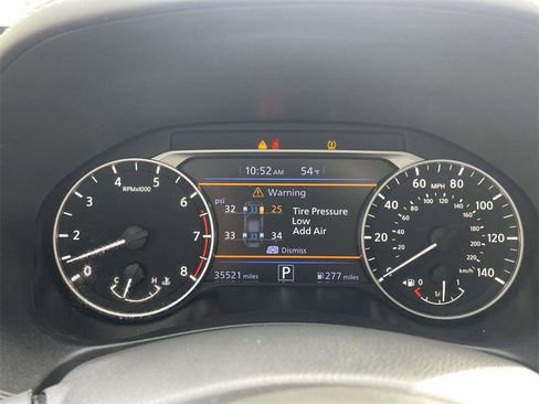 Used 2023 Nissan Altima 2.5 SR w/ SR Premium Package image 30