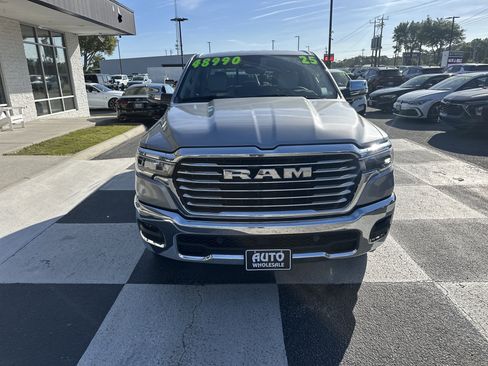Used 2025 RAM 1500 Laramie image 2