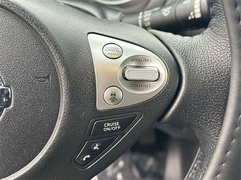 Used 2019 Nissan Sentra SV w/ Special Edition Package image 8