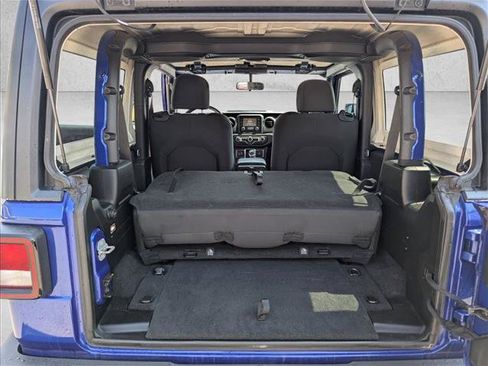 Used 2019 Jeep Wrangler Sport AWD/4WD image 6