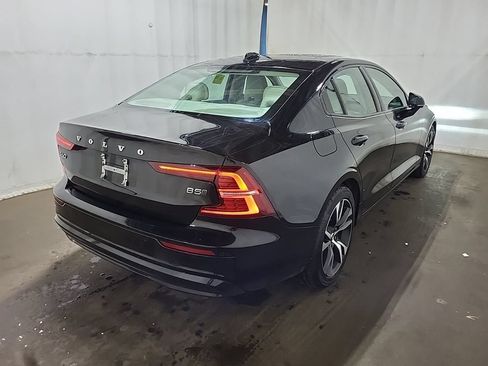 Used 2023 Volvo S60 B5 Core AWD/4WD image 3